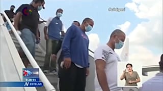 LLegada de algunos cubanos repatriados por las autoridades estadounidenses el 28 de agosto de 2022.