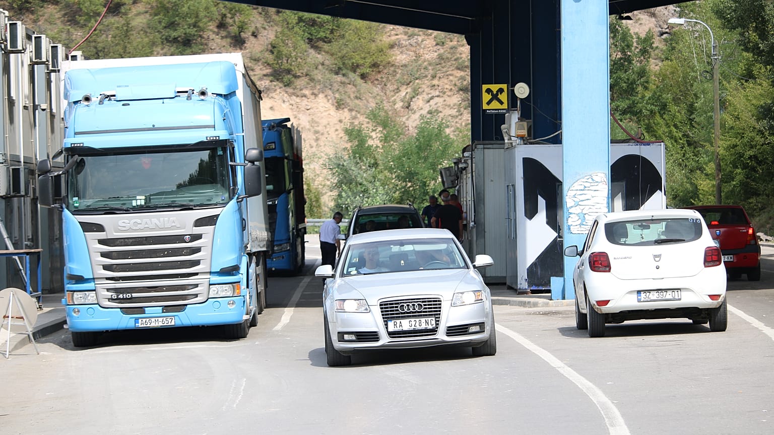 Kosova ve Sırbistan arasındaki Yarinye sınır kapısı