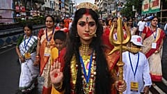 Rassemblement pour célébrer l'inscription de la Durga Puja sur la liste du patrimoine l'UNESCO, à Kolkata - 01.09.2022