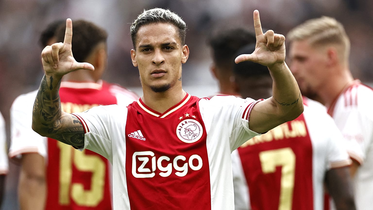 Le milieu brésilien Antony, sous les couleurs de l'Ajax, le 14 août 2022 à Amsterdam