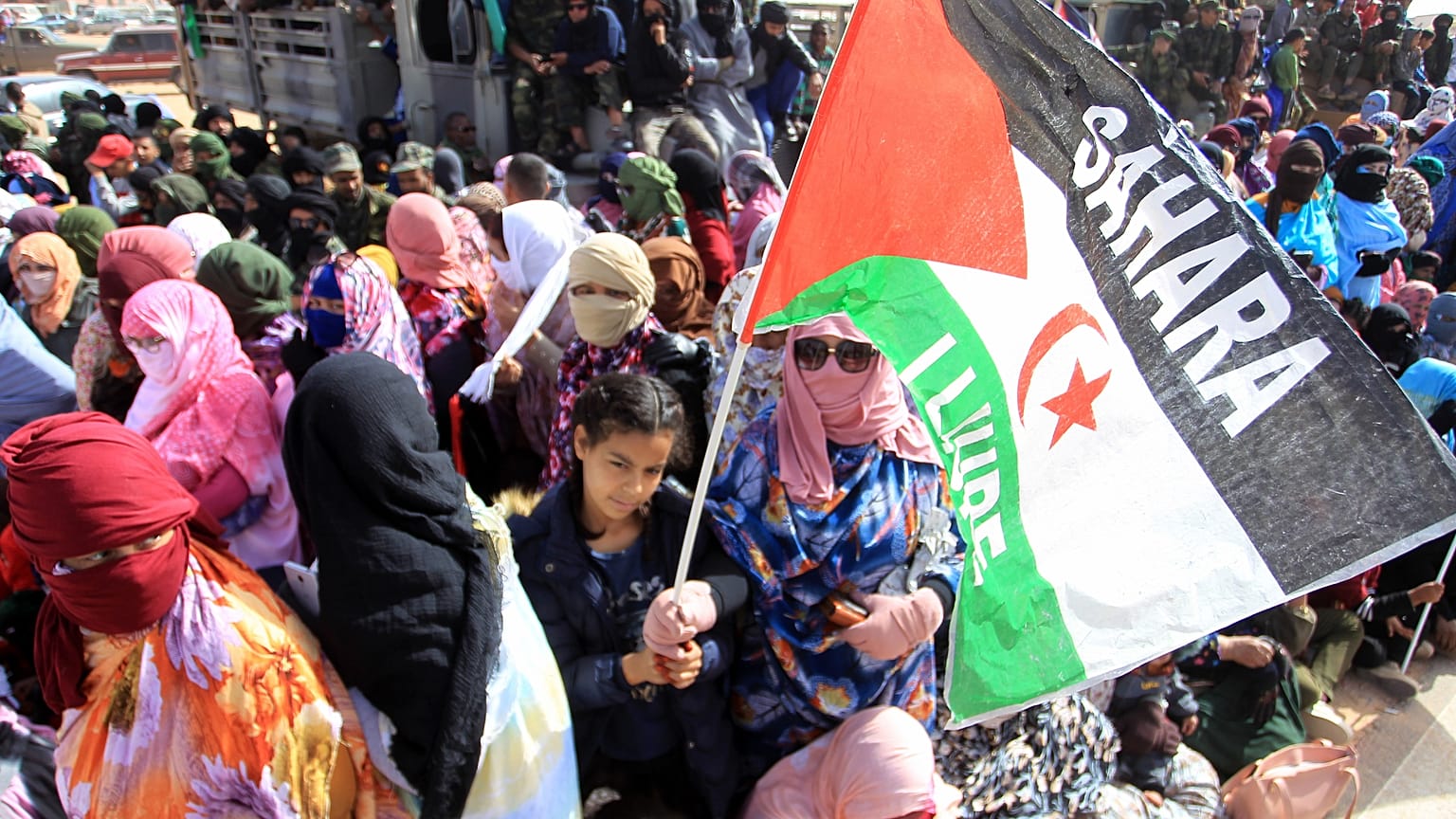 لاجئون من الصحراء الغربية يحضرون الاحتفالات بالذكرى 45 لتأسيس الجمهورية العربية الصحراوية الديمقراطية في تندوف - الجزائر. 2021/02/27