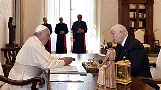 Egyeztetés az egyházfő és a lovagrend vezetője között