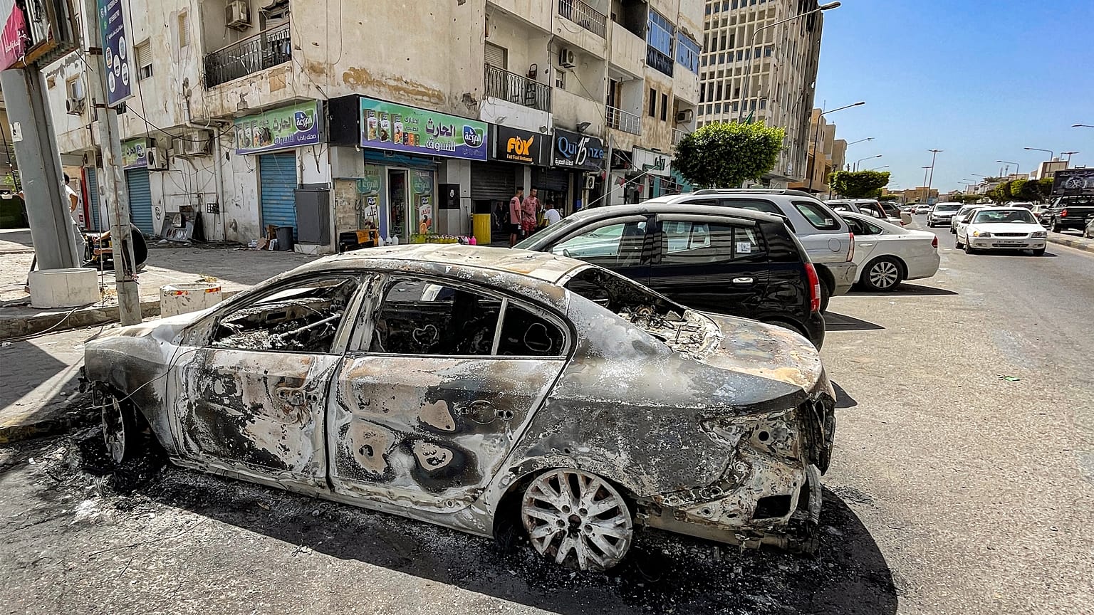 الأضرار التي خلفتها الاشتباكات بين أنصار الأطراف المتصارعة في العاصمة الليبية طرابلس 29.08.22   