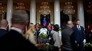 Gorbacsov a ravatalon
