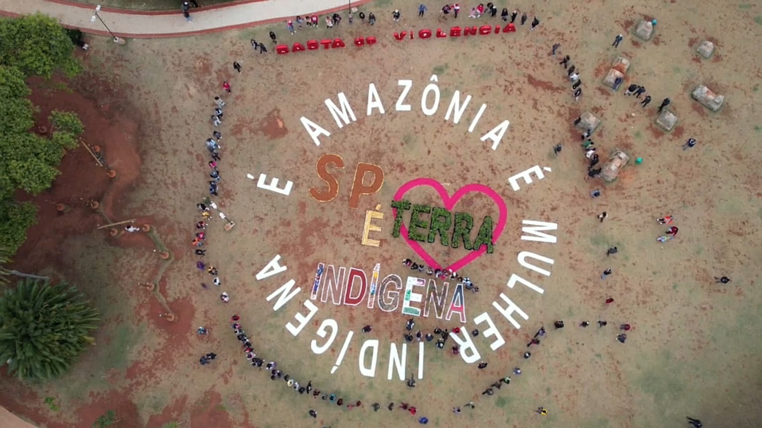 Manifestação em defesa da Amazónia.