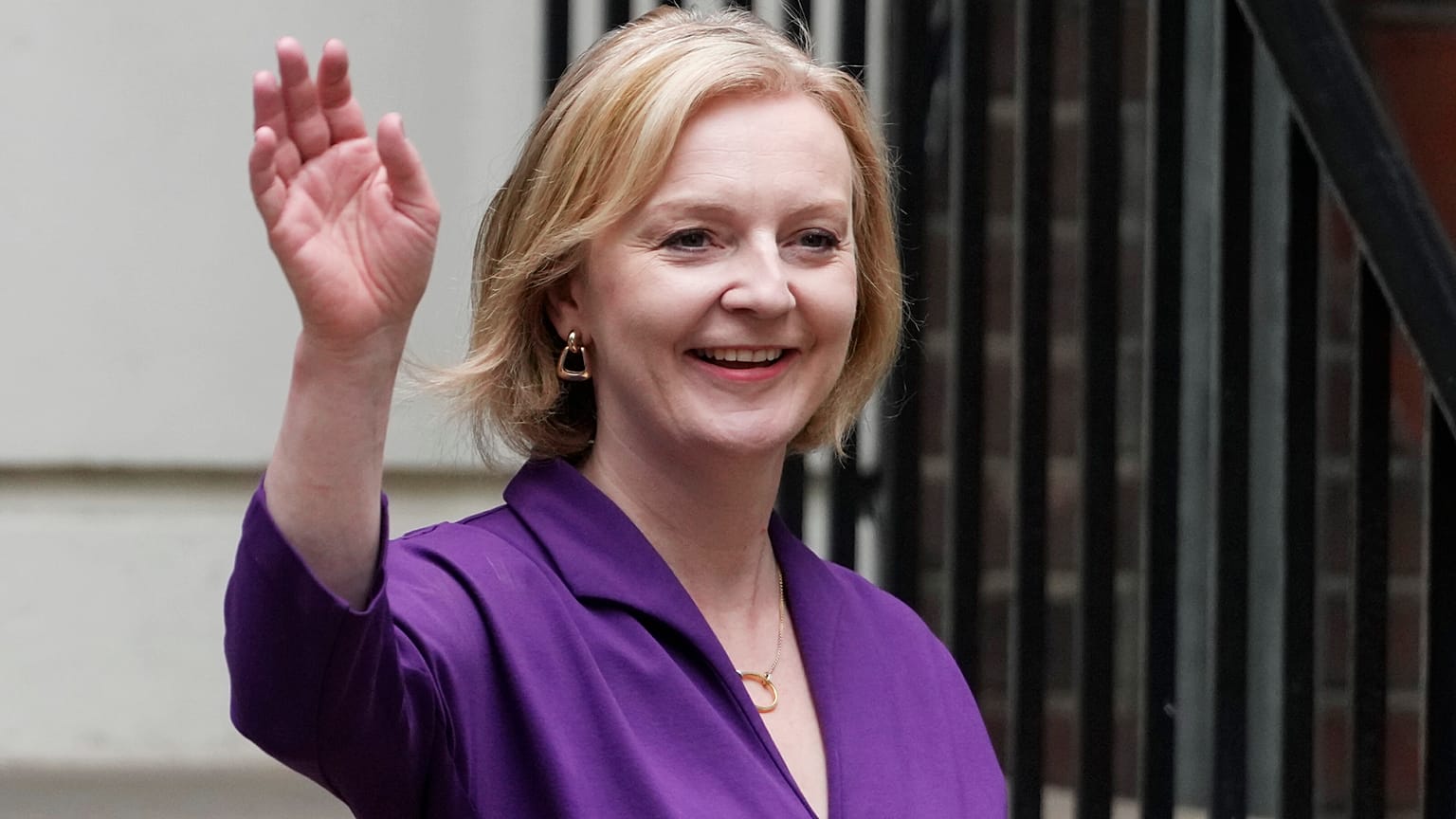 Liz Truss prend ses fonctions de nouvelle Première ministre du Royaume-Uni mardi 06 septembre.