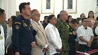 Petro y autoridades en el funeral de los siete policías asesinados en Neiva