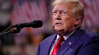 Eski ABD Başkanı Donald Trump'ın Trump'ın evinde sakladığı belgelerde yabancı bir ülkenin nükleer kapasitesine ait bilgilerin olduğu ileri sürüldü