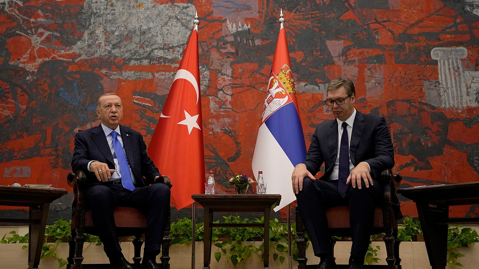 Recep Tayyip Erdogan (left) and Aleksander Vucic (left) in Belgrade