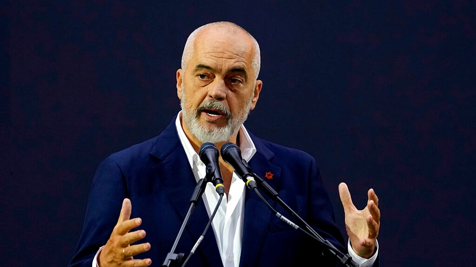 Arnavutluk Başbakanı Edi Rama