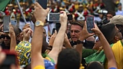 Jair Bolsonaro au milieu de ses supporters à Rio de Janeiro (Brésil), le 7 septembre 2022