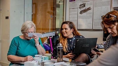 Joy Milne (left) discovered that she can distinguish Parkinson's in individuals from a distinct body odour before clinical symptoms occur.
