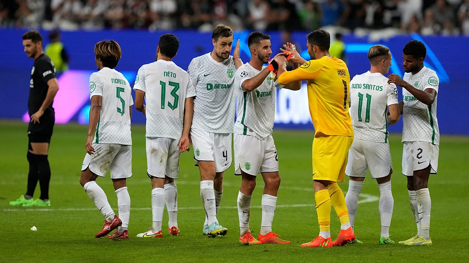 Sporting CP celebra feito histórico na Alemanha