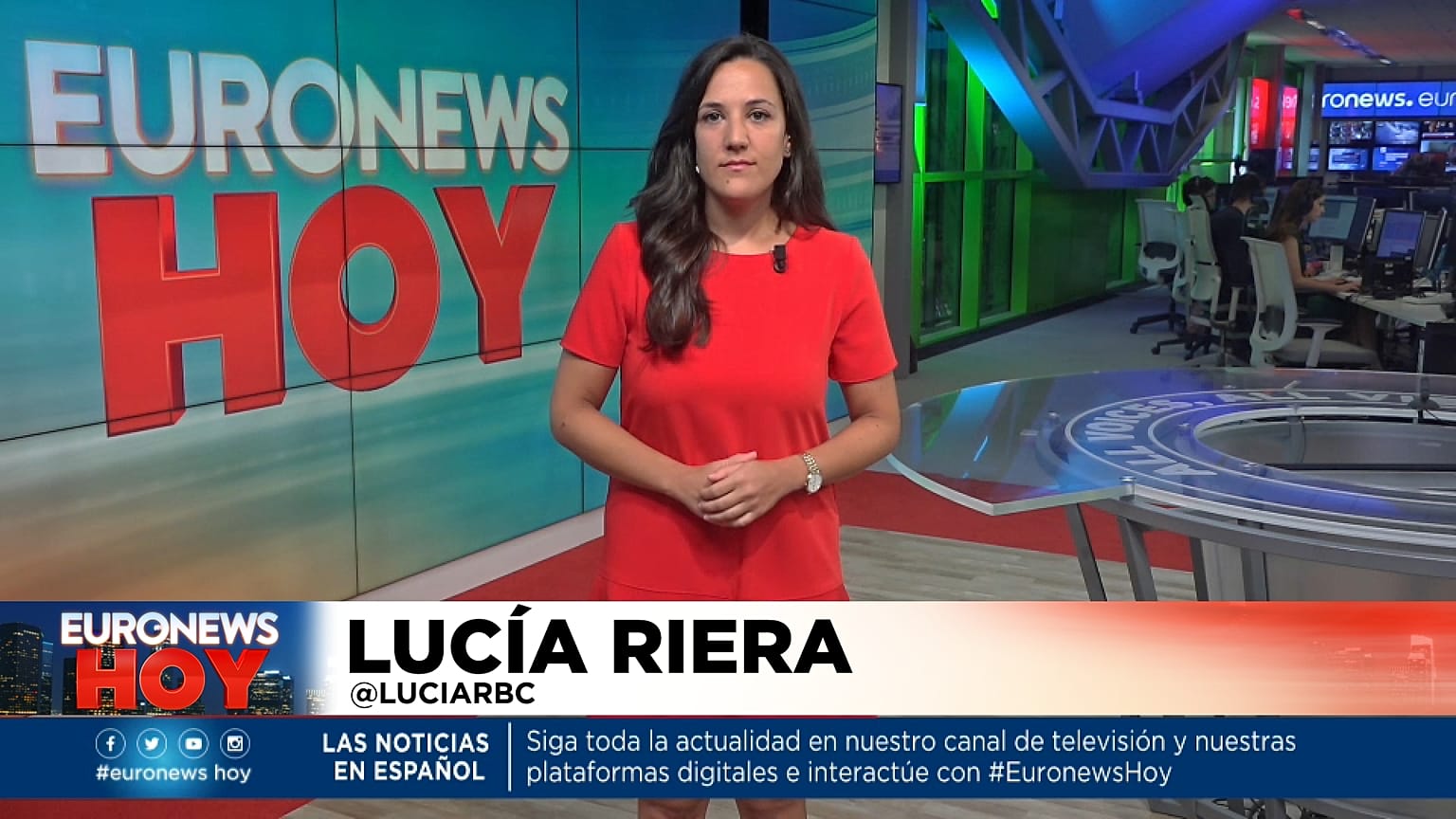 Lucía Riera presenta el informativo diario Euronews Hoy