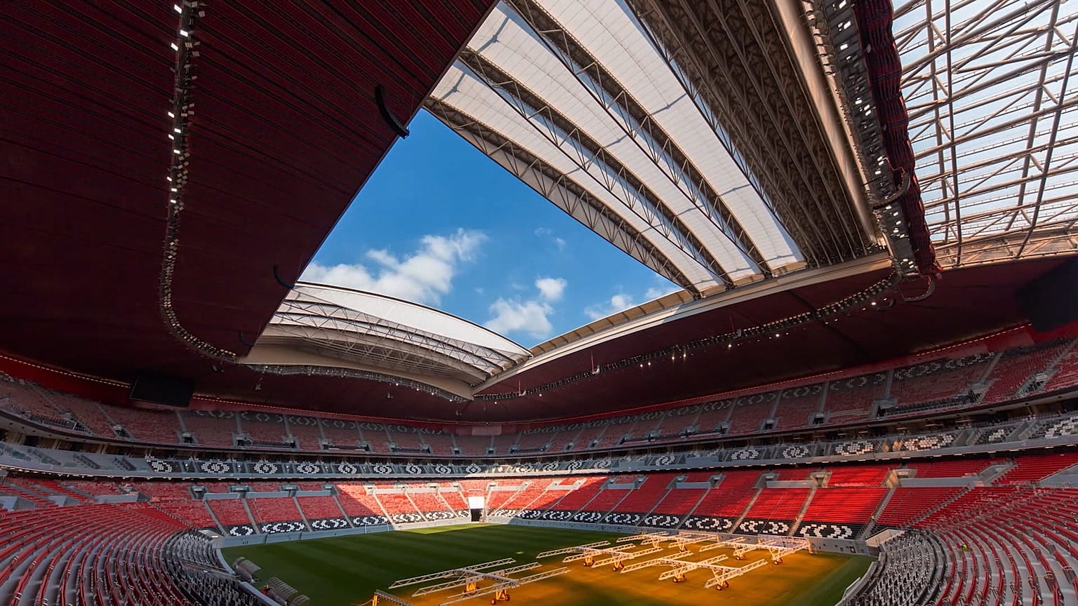 Katar, ekonomisini 'şahlandıracak' 2022 FIFA Dünya Kupası için hazır