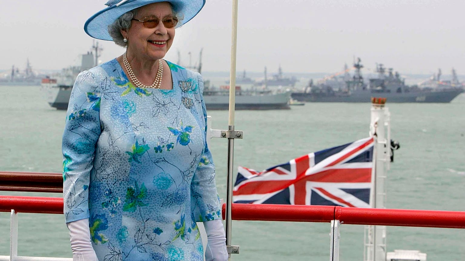 Kraliçe Elizabeth