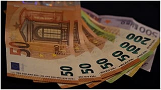 خطط دعم بمليارات اليوروهات في دول أوروبا