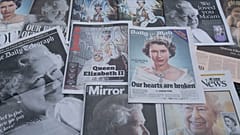 Das Porträt der Königin war am Freitag auf den Titelseiten der internationalen Zeitungen zu sehen.
