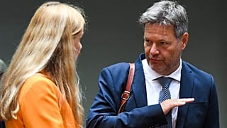 EU energy ministers debated the five exceptional measures put forward by the European Commission to bring down soaring electricity prices.