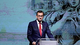 Mateusz Morawiecki egy második világháborús lengyel megemlékezésen 