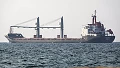 Fulmar S kuru yük gemisi 12 bin ton mısırla Odesa limanından yola çıkıyor