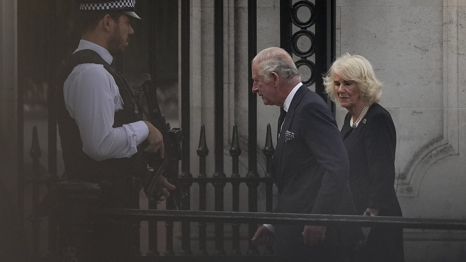El rey Carlos III junto a Camila de Cornualles, la reina consorte de Inglaterra