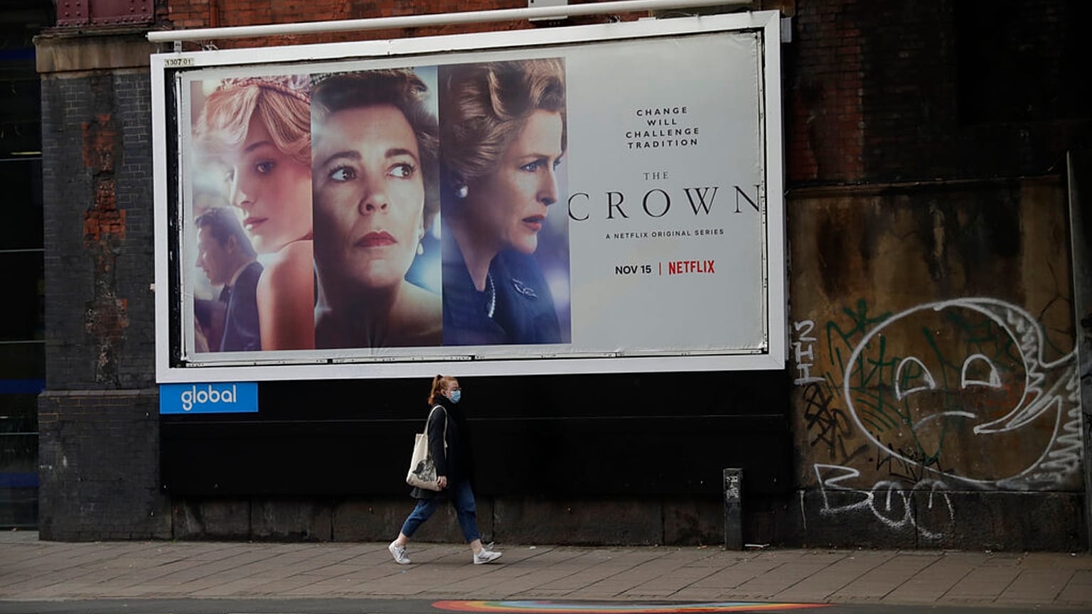 Netflix'in The Croen adlı dizisi Kraliçe II. Elizabeth'in hayatının çeşitli dönemlerini konu alıyor