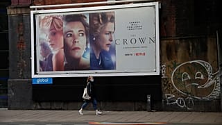 Netflix'in The Croen adlı dizisi Kraliçe II. Elizabeth'in hayatının çeşitli dönemlerini konu alıyor