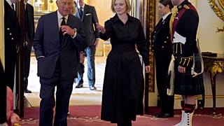 Ο Βασιλιάς Κάρολος Γ' και η πρωθυπουργός Λιζ Τρας