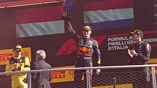Podio a Monza: vince Verstappen, davanti a Leclerc e Russell. (11.9.2022)