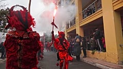 Concentración en homenaje a Salvador Allende por el 49 aniversario de su muerte