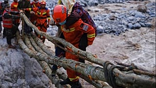 Rettungsarbeiten nach dem Erdbeben in der Region Sichuan