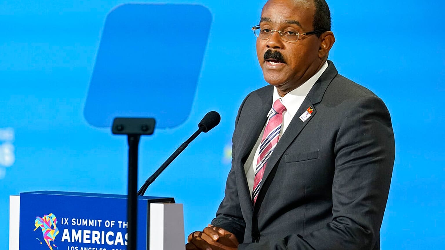  Antigua ve Barbuda Başbakanı Gaston Browne