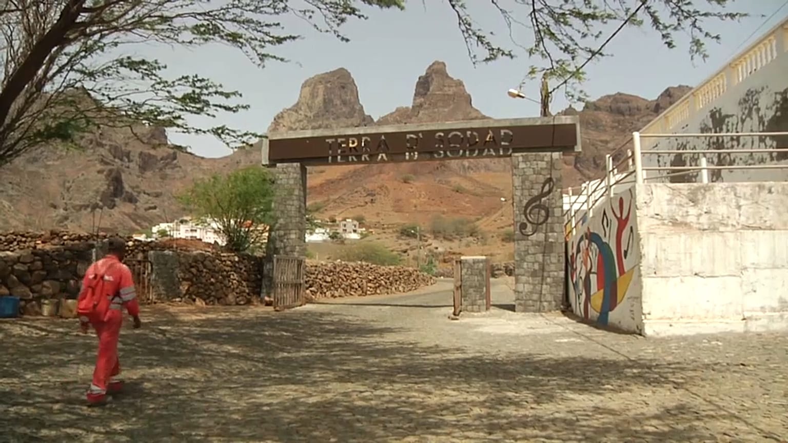 Entrada al pueblo de Praia Branca.