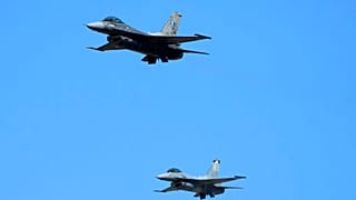 Yunan F-16 savaş uçakları (arşiv)