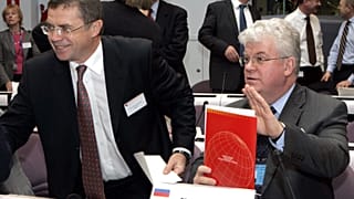 Постпред России при ЕС Владимир Чижов в 2006 году