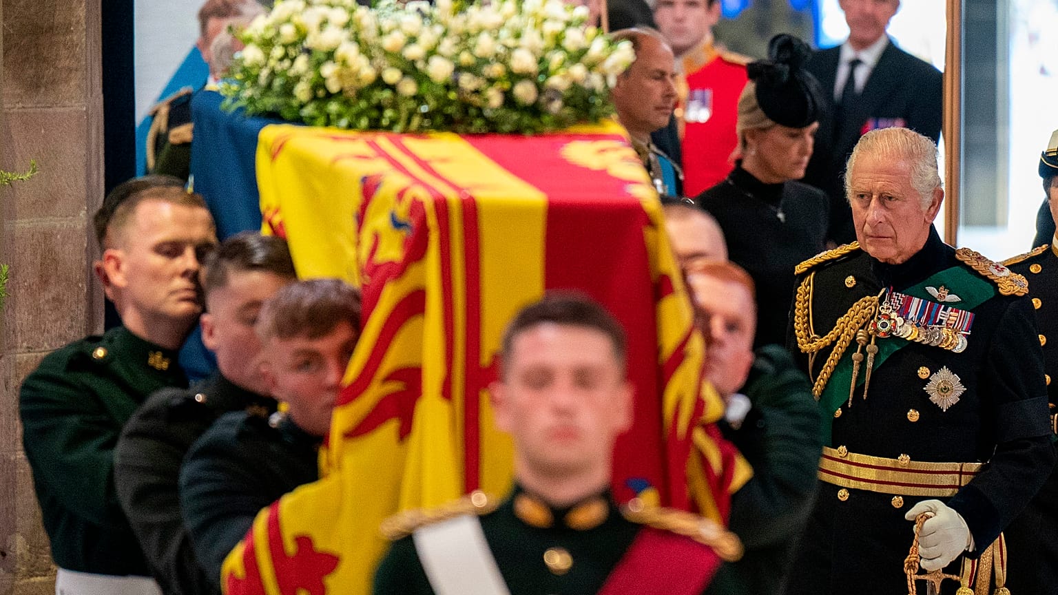 Der Sarg von Elisabeth II. wurde in der St.-Giles-Kathedrale in Edinburgh aufgebahrt