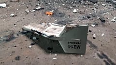 صورة نشرتها إدارة الاتصالات الاستراتيجية التابعة للجيش الأوكراني حطام ما وصفته بأنه طائرة بدون طيار إيرانية من طراز شاهد أُسقطت بالقرب من كوبيانسك بأوكرانيا.
