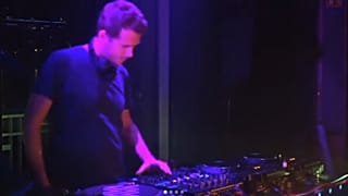 "Csak fizessétek ki a tanárainkat!” - hangzott fel a tüntetők követelése a Petőfi Rádió DJ-szettjében