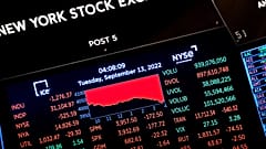 Индекс Dow Jones потерял 13 сентября более 1250 пунктов