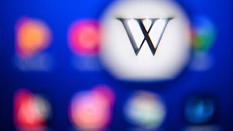 A picture taken n Moscow shows the Wikipedia logo on a tablet screen.