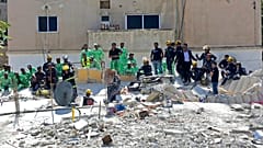 Σωστικά συνεργεία αναζητούν επιζώντες μετά από κατάρρευση κτιρίου στο Αμάν της Ιορδανίας