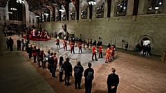 Der Sarg von Königin Elizabeth II. in der Westminster Hall in London, 15.09.2022