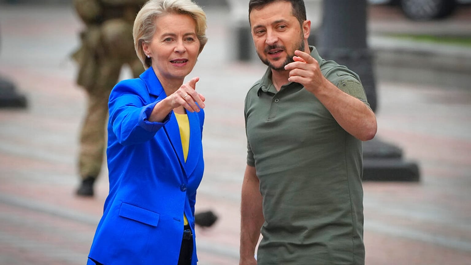 Ursula von der Leyen e Volodymyr Zelensky. (Kiev, 15.9.2022)