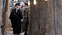 علی خامنه‌ای