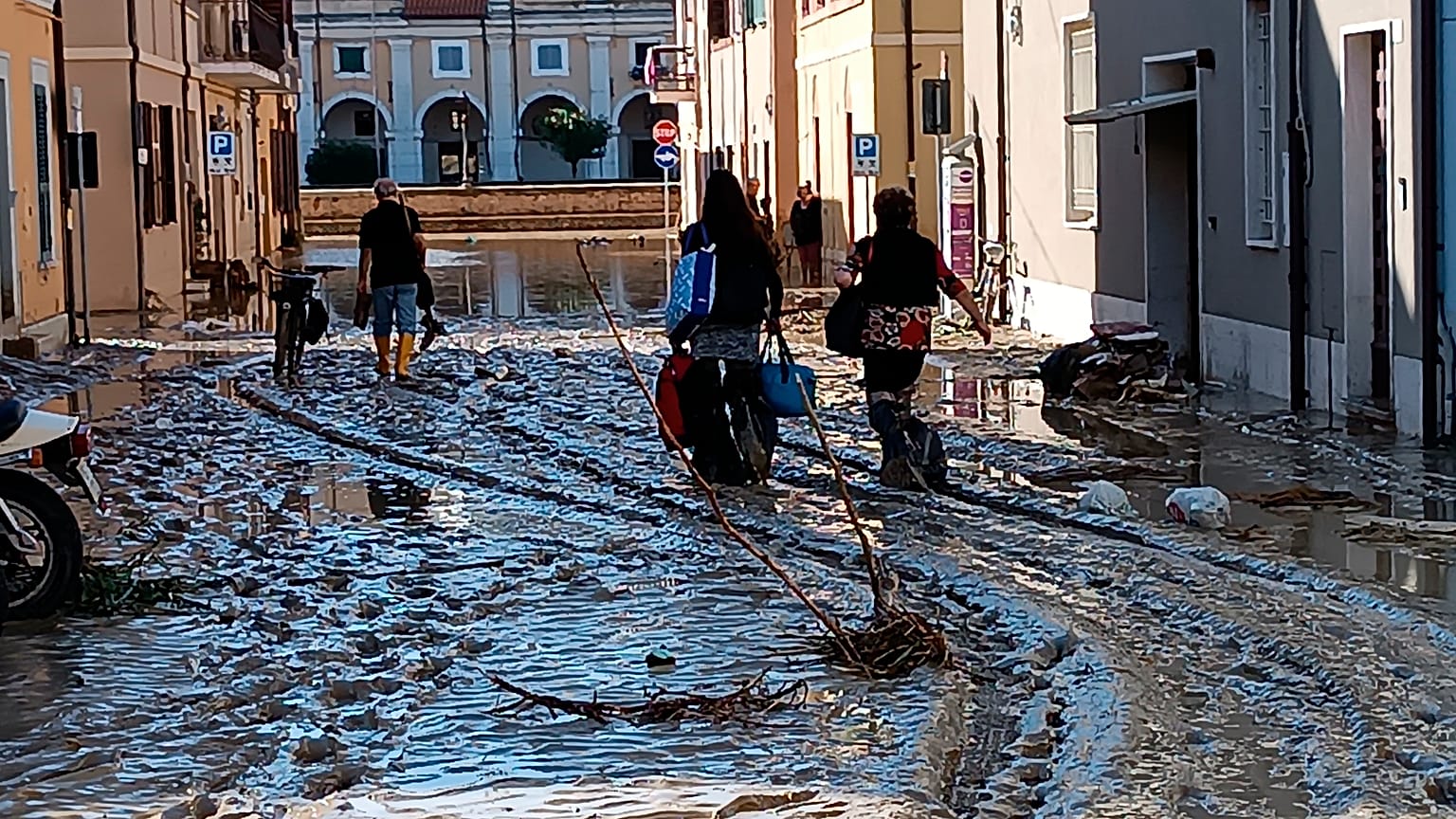 La devastazione nelle Marche 