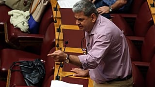 Ο ΒΟΥΛΕΥΤΗΣ ΧΟΥΣΕΪΝ ΖΕΪΜΠΕΚ - ΕΙΚΟΝΑ ΑΡΧΕΙΟΥ