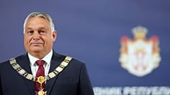 Viktor Orbán bei einer Ordensverleihung in Belgrad