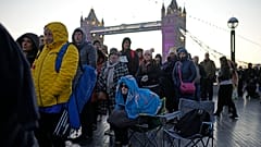 Trotz aller Strpazen will "The Queue" nicht kürzer werden