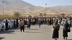 تجمع اعتراض‌آمیز در سقز در پی مرگ مهسا امینی